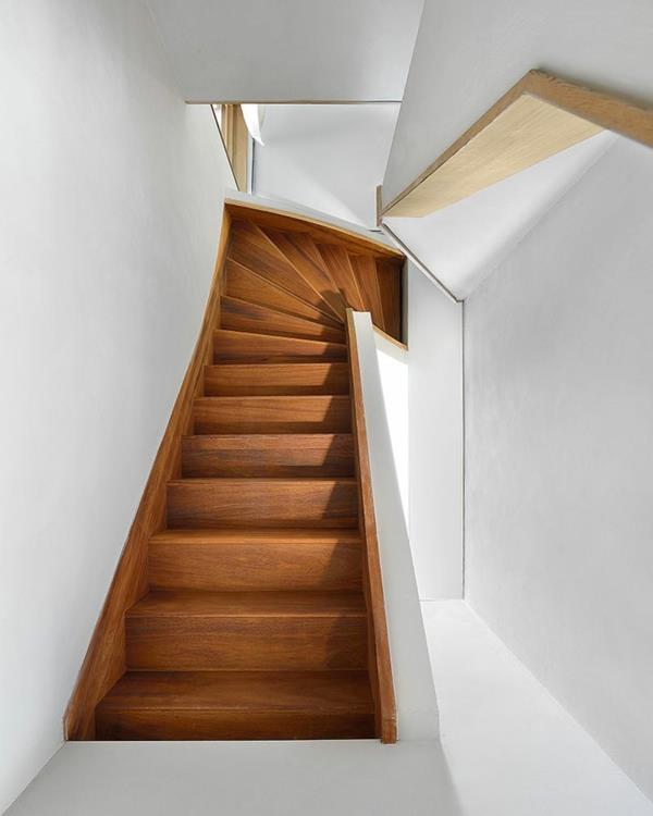 escalier en bois maison design pays bas