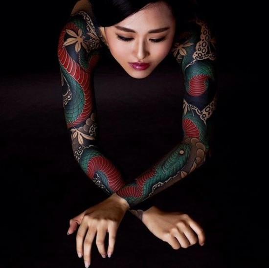 Idées de tatouages ​​​​japonais à manches entières pour les femmes