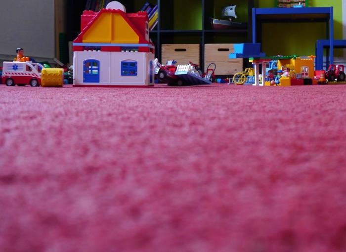 pokój dziecięcy skonfigurować przechowywanie zabawek