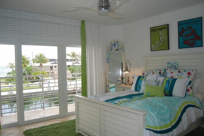 conception de chambre d'enfant lumineuse avec vue sur l'océan style tropical