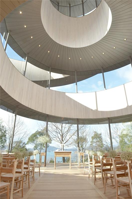 kościelna wstążka ślubna hiroshi nakamura japonia architektura organiczny kształt