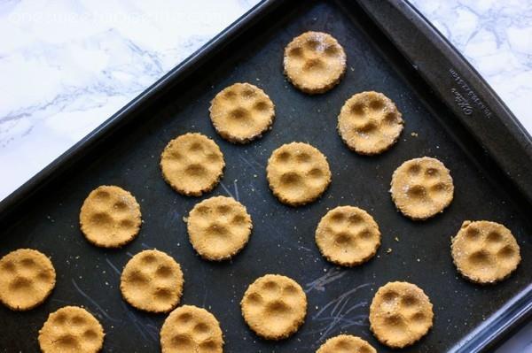 petits biscuits pour chiens faites vos propres idées