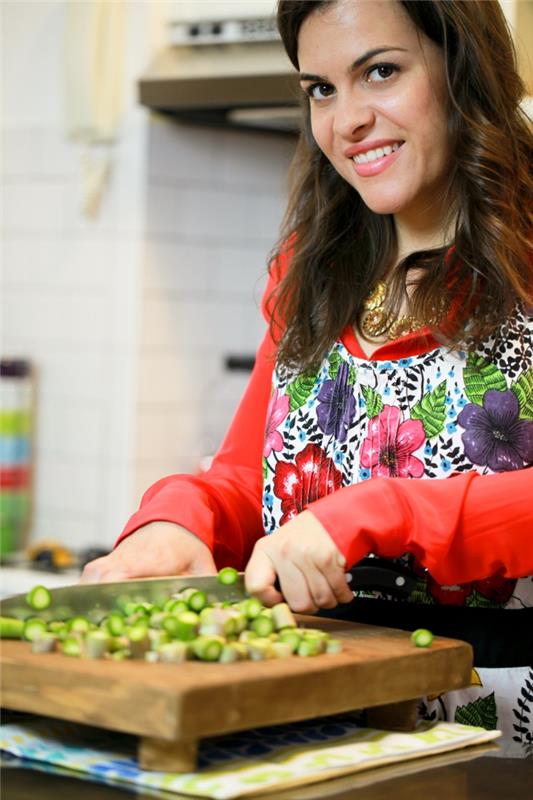 Conseils de cuisine femme cuisine planche à découper