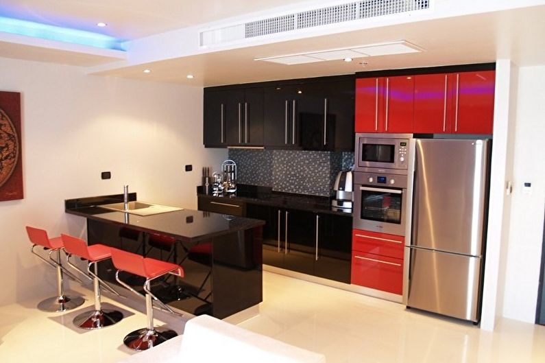 High -tech červená a černá kuchyně - interiérový design
