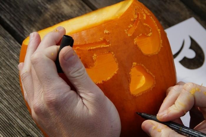sculpture de citrouille pour halloween
