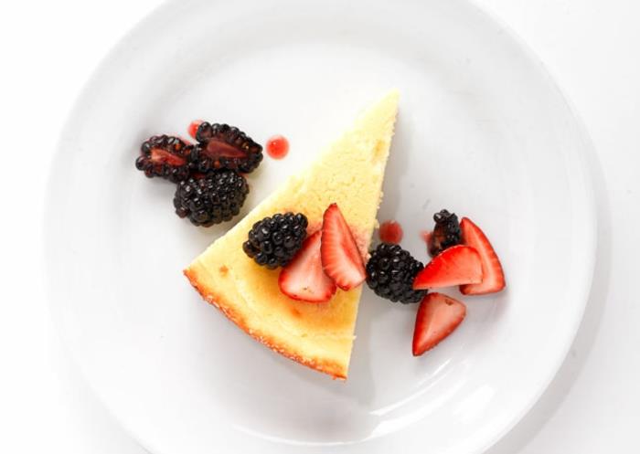 cheesecake sans fond fruits frais fraises mûres
