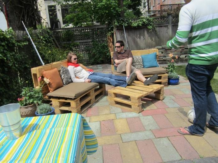palety chłodnicze meble ogrodowe podniesione pomysły na łóżko dużo miejsca dla gości