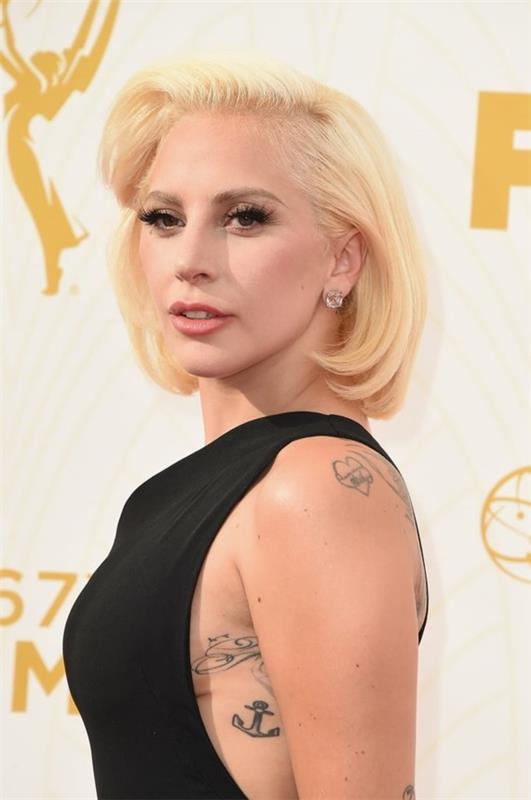 Lady Gaga tatuaże kotwica