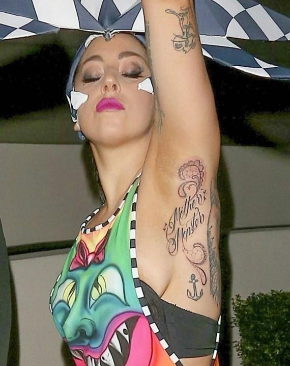 Lady Gaga tatuaże matka potwora