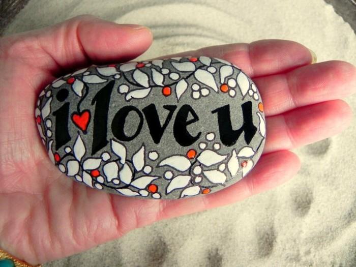 Deklaracja miłości na pomysłach malowania kamieni
