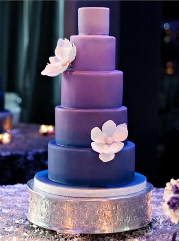 Nuances d'idées de gâteau de mariage violet