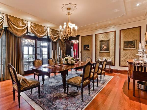 luksusowe szykowne pomysły na meble perski dywan i pianino