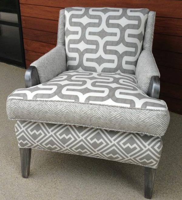 tissus d'ameublement échantillons de tissu chaise rembourrée grise restaurer de vieux meubles