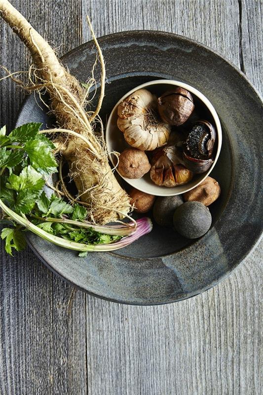 recette de raifort plante médicinale racine sauces saines