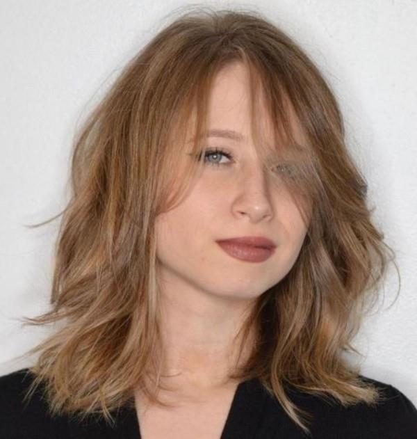 plusieurs nuances rougeâtres - coiffures pour cheveux fins