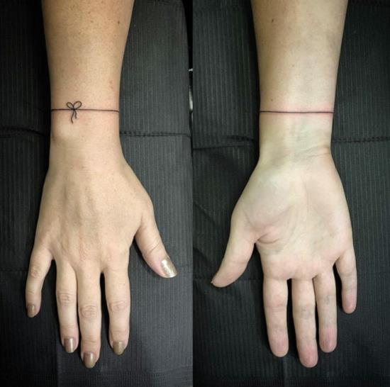 micro bracelet tatouage femmes