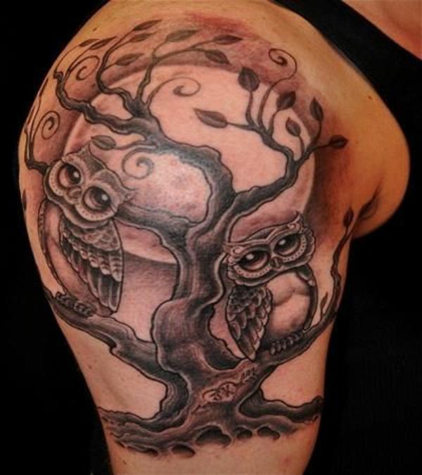 Idées de tatouages ​​​​du haut du bras 2 hibou arbre