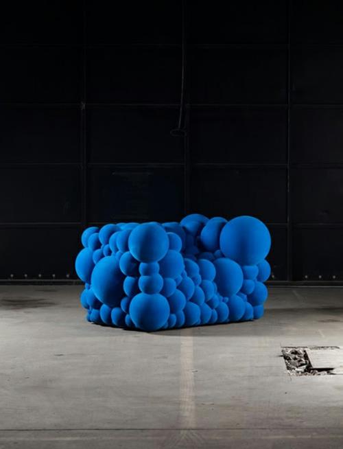 nowoczesna kolekcja mebli niebieska sofa z serii mutant