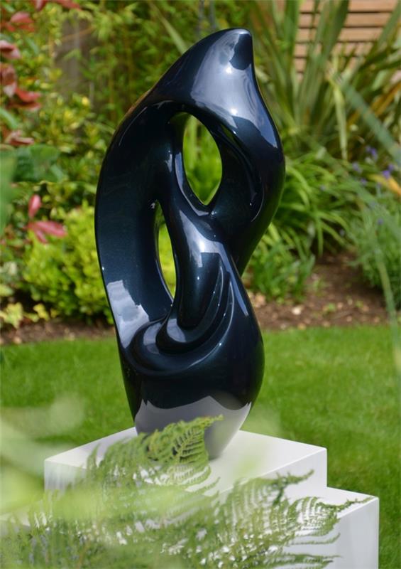 sculpture de jardin moderne résumé noir