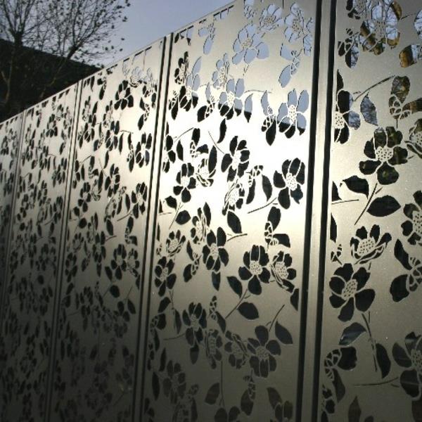clôtures de jardin modernes en motif de fleurs en métal