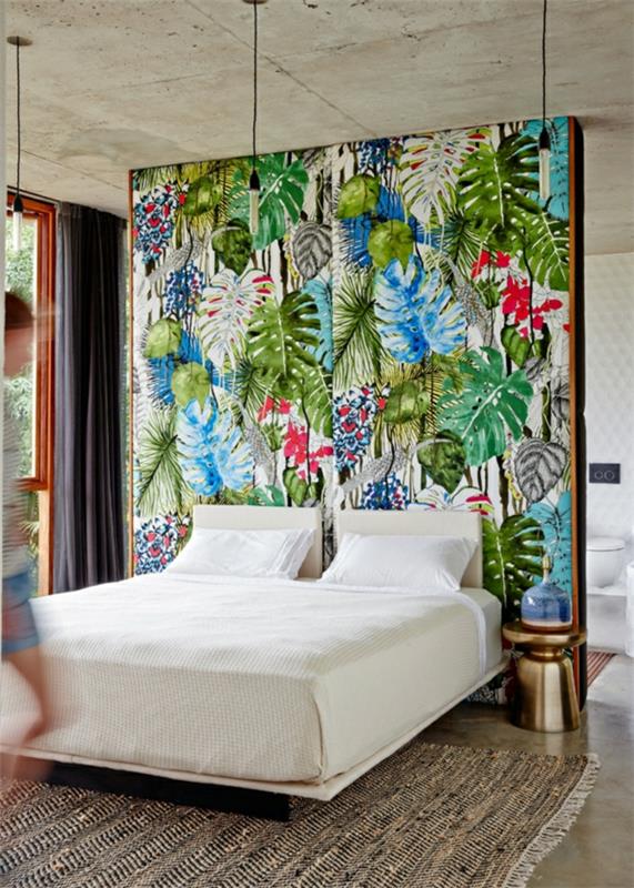 papier peint moderne mur d'accent inhabituel avec papier peint floral