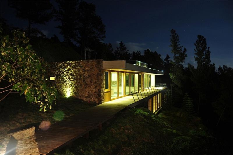 éclairage d'architecture verte durable et respectueux de l'environnement la nuit