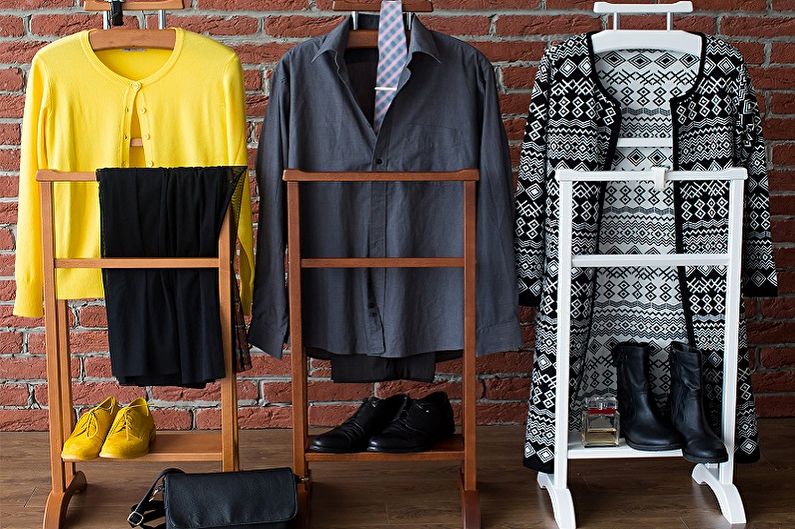 Arten von Kleiderbügeln für Kleider - Business Suit Hanger