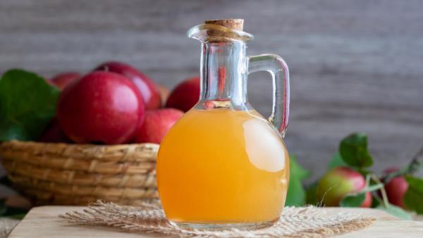 Brûleur de graisse naturel vinaigre de cidre de pomme arme miracle contre l'obésité gênante prendre 1 cuillère à soupe par jour