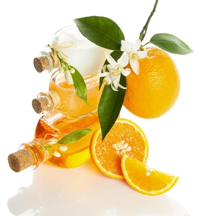 bouteilles d'eau de fleur d'oranger