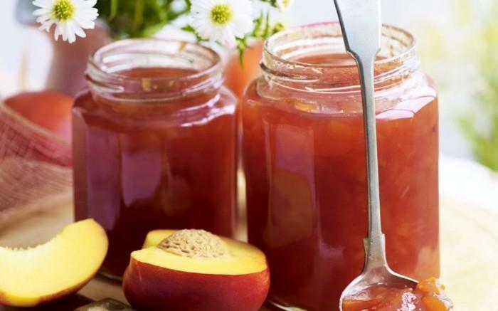 confiture de pêches à l'eau de fleur d'oranger