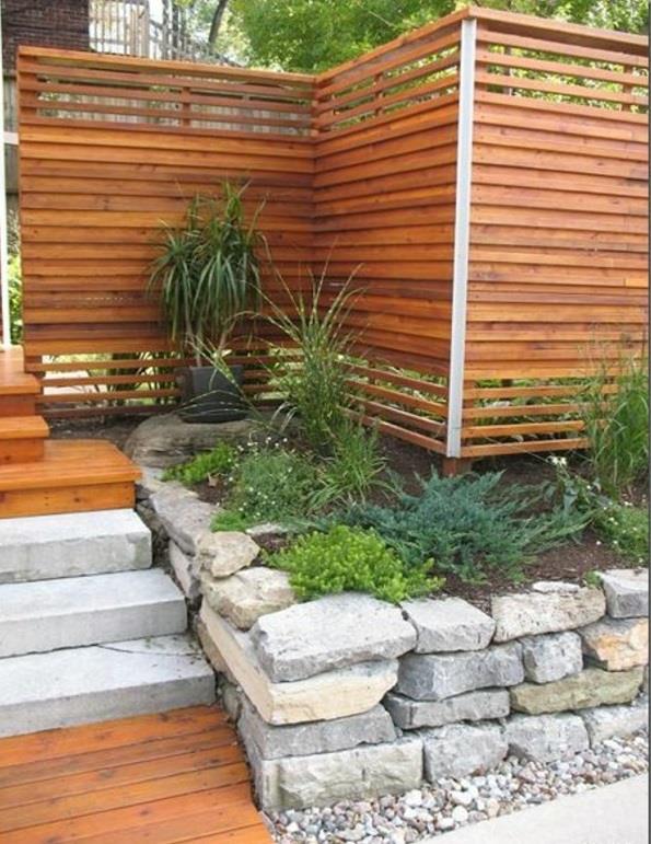 Idées originales d'extérieur clôture de jardin en bois