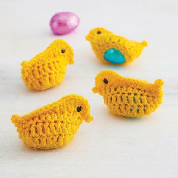 décoration de pâques oiseaux jaunes au crochet belles idées de décoration