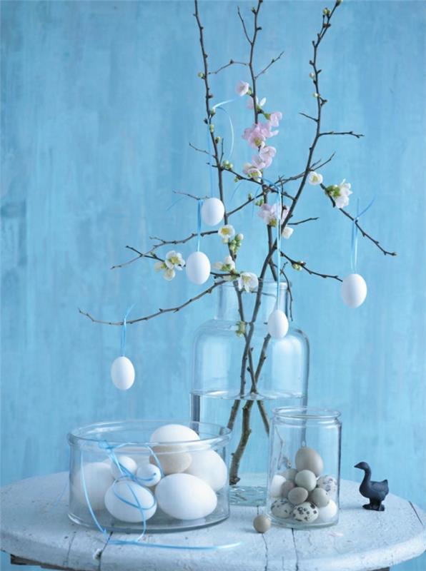 idées de décoration de pâques décoration de table vous-même faites des brins de printemps oeufs de pâques récipients en verre