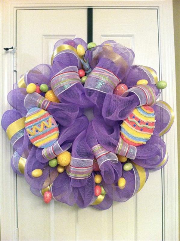 Wieniec wielkanocny majsterkować kolorowe jajka fioletowe tkaniny pomysły DIY pomysły na rękodzieło