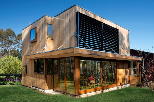 Дървените двуетажни къщи отново стават популярни