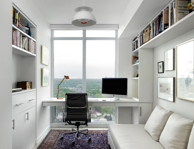 Arbeitsbereich in der Nähe des Fensters