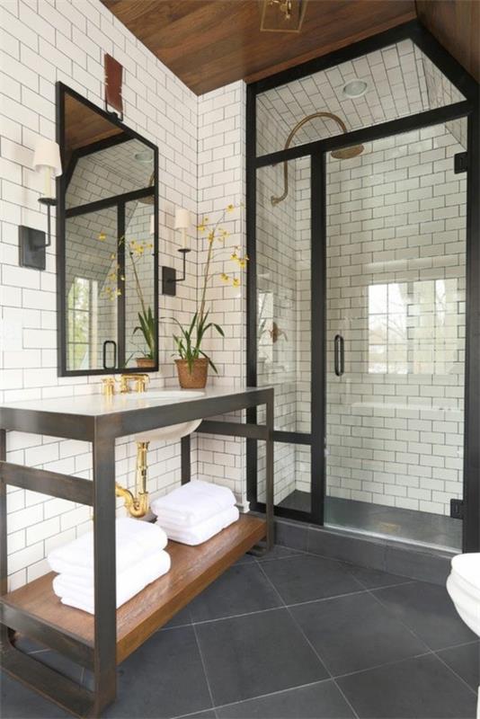 design d'intérieur meubles de salle de bain design mural douche accents d'or carreaux