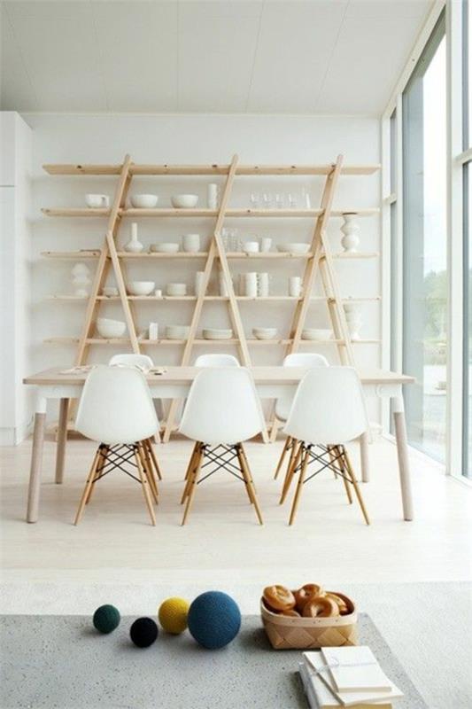 Design d'intérieur meubles de salle à manger table à manger en bois incidence de la lumière du jour étagère en bois ouverte