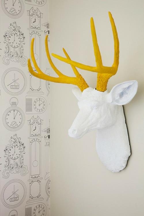 głowa jelenia żółta biała ściana dekoracyjna wzór do pokoju dziecięcego