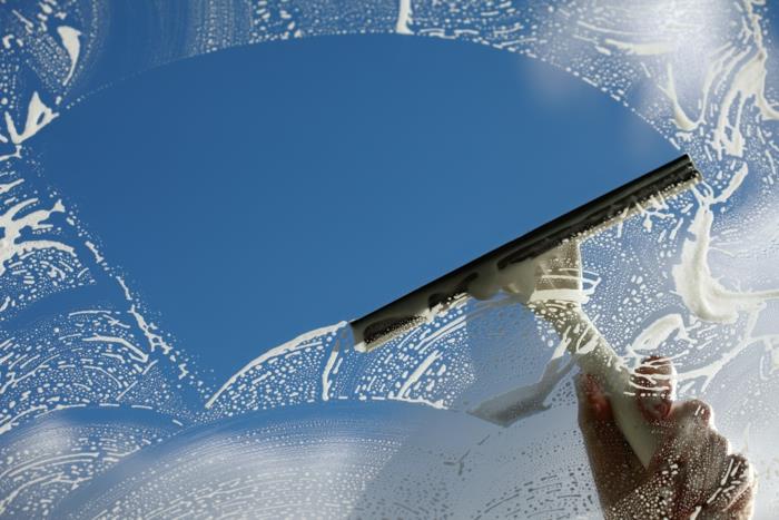 service de nettoyage nettoyage entretien des vitres nettoyage