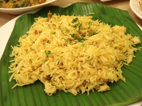 dania ryżowe z warzywami liść palmowy