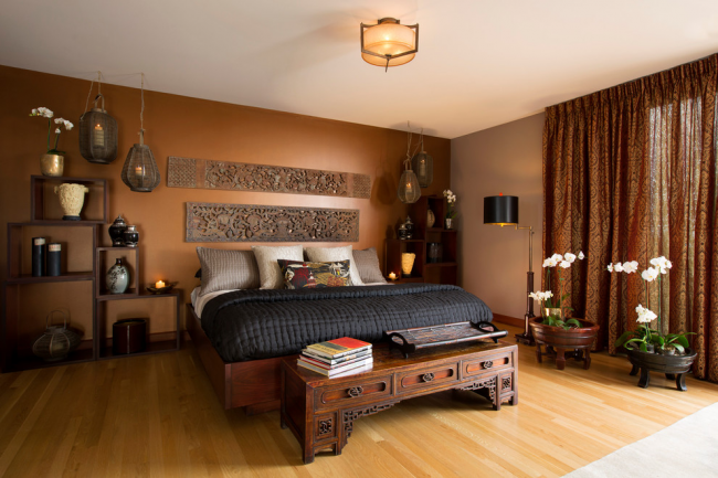 Уютна спалня, декорирана в тъмни цветове
