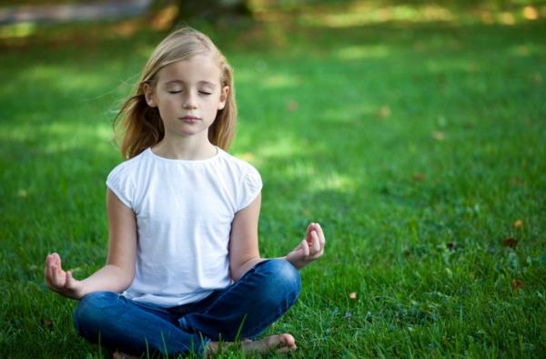respiration correcte respiration dans le yoga pour enfants