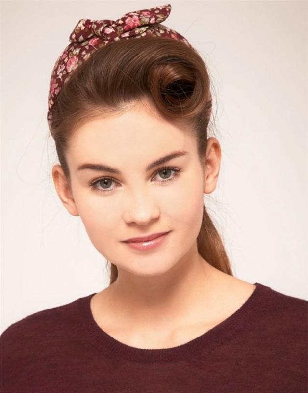 coiffures rockabilly femmes look rétro accessoires pour cheveux brun cheveux longs filles
