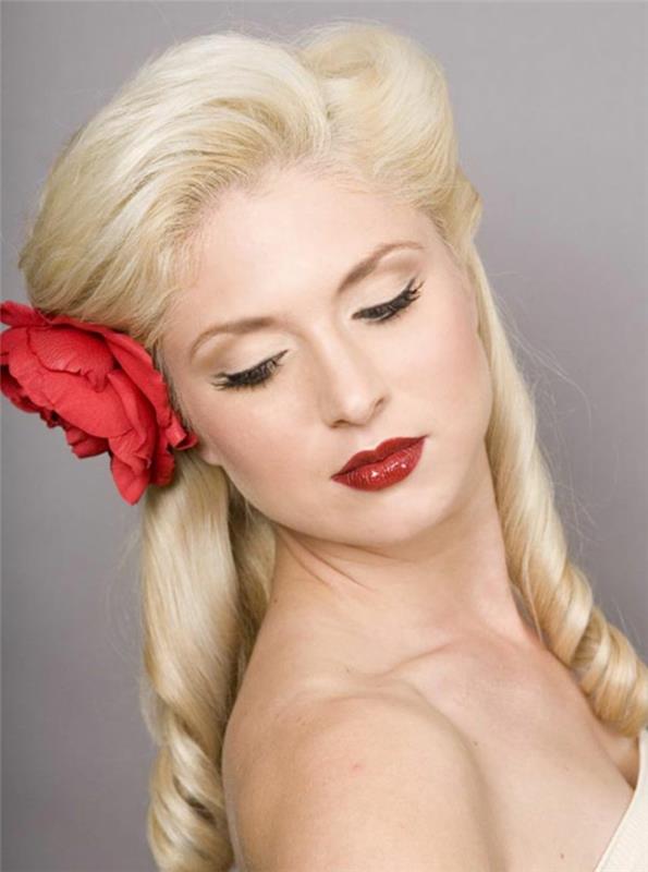 coiffures rockabilly longs cheveux blonds
