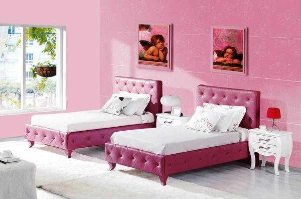 różowa sypialnia podwójne skórzane łóżka