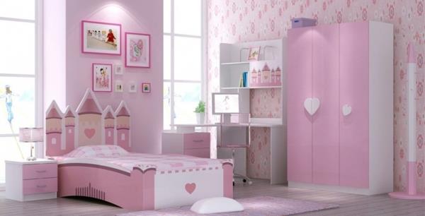 różowy zamek zagłówka sypialni