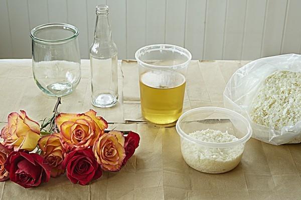 Instructions de conservation des roses de cire de soja