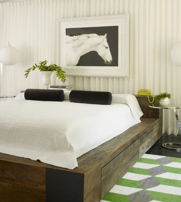 cadre de lit de chambre en bois massif peint décoration idées de décoration pour la chambre