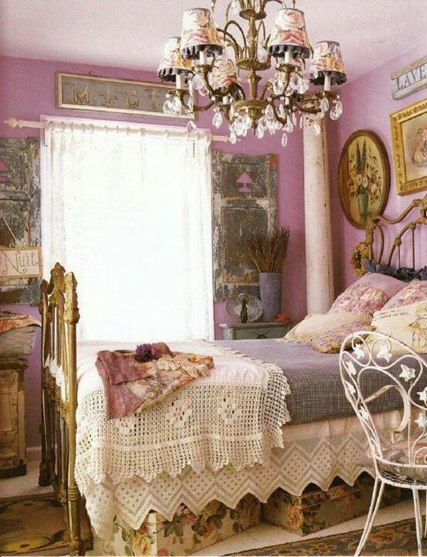 projekt sypialni meble shabby chic fioletowa farba ścienna